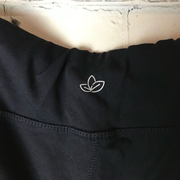Straight Black Yoga Pants Large - Picture 5 of 6